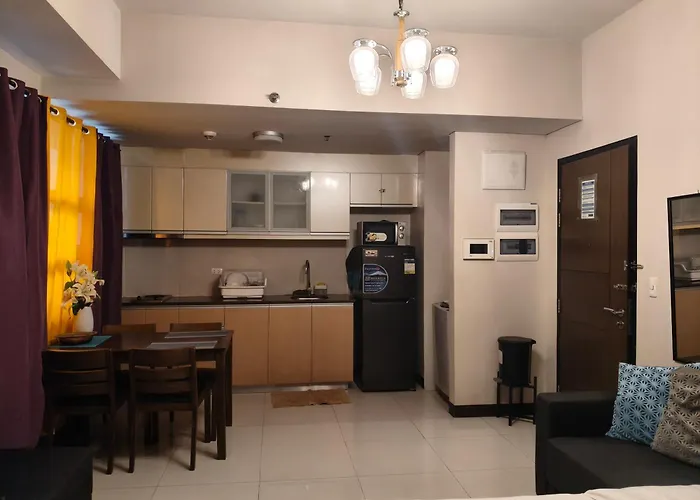 Appartement 101 East Wing *